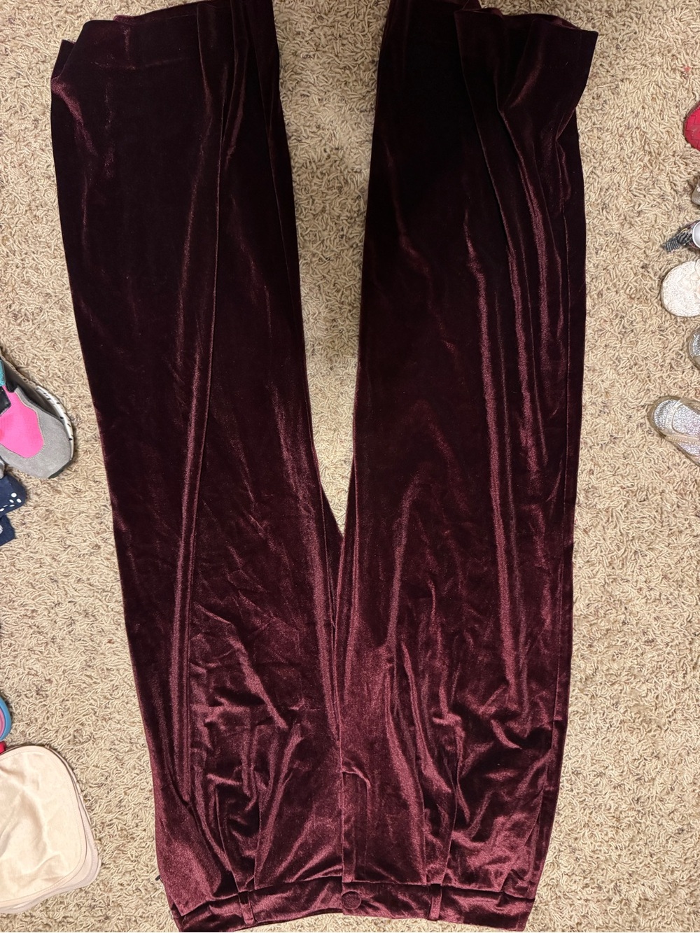 Laundry By Shelli Segal Velvet Wide-Leg Pants in Wine